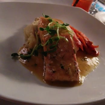 Mysteriously Yours Dinner Theatre - Salmon with mashed potato and roasted carrot - Dinner Theater Near Me - Toronto, Ontario