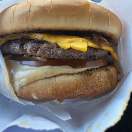 Single cheeseburger Single cheeseburger