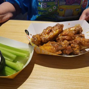Buffalo Wild Wings - Chicken Wings Near Me - New Braunfels, Texas Buffalo Wild Wings - Chicken Wings Near Me - New Braunfels, Texas