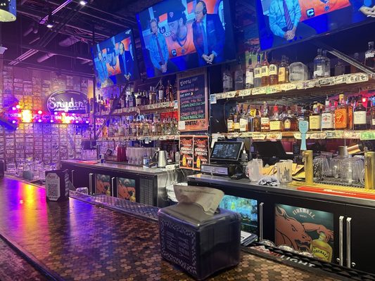 Sam's Tavern by null