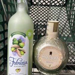 Crestwood Wine & Spirits - Its going down-new obsession-Pistachio Martinis