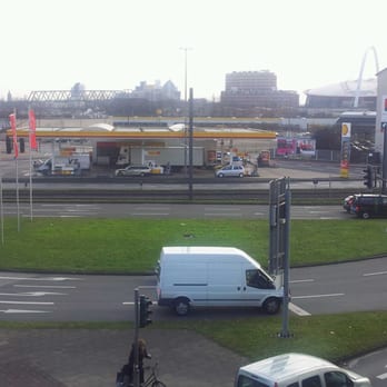 Shell-Tankstelle - Gas Stations Near Me - Cologne, NW