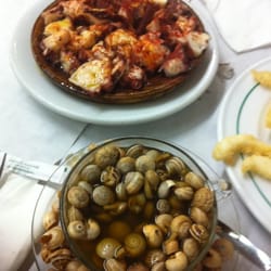 El Cruce - Pulpo a la gallega y caracolillos