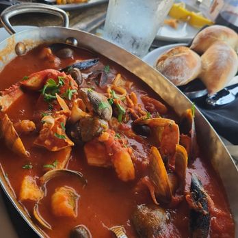 The Dead Fish - Cioppino. Almost reminded me if tomatoe soup with a spicey kick. Tasty. - Seafood Near Me - Crockett, California The Dead Fish - Cioppino. Almost reminded me if tomatoe soup with a spicey kick. Tasty. - Seafood Near Me - Crockett, California