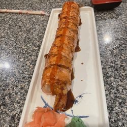 Tony's Japanese Restaurant - Hollywood Roll Delicious