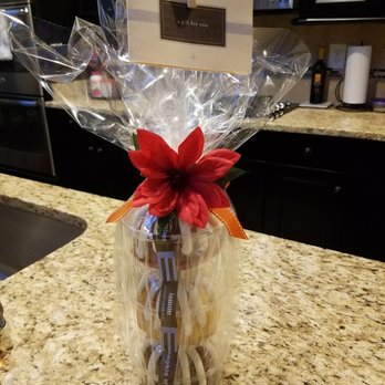 Nothing Bundt Cakes - Bakeries Near Me - Dulles, Virginia