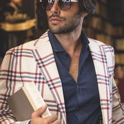Ace Custom Tailors - Bespoke blazer from Ariston Fabric.
Cloth from Italy.