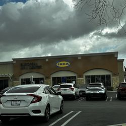 IKEA - Front