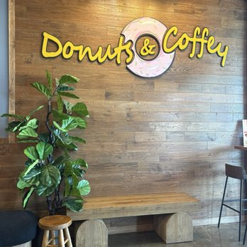 Donuts & Coffey - Donuts Near Me - Roseville, California