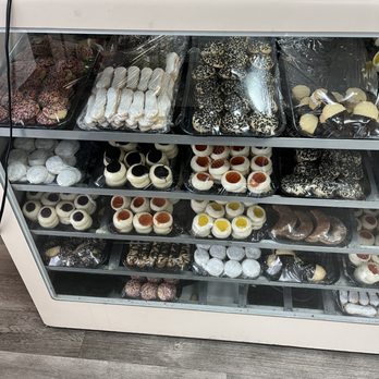 Capri Deli - Cookies - Delis Near Me - Covina, California