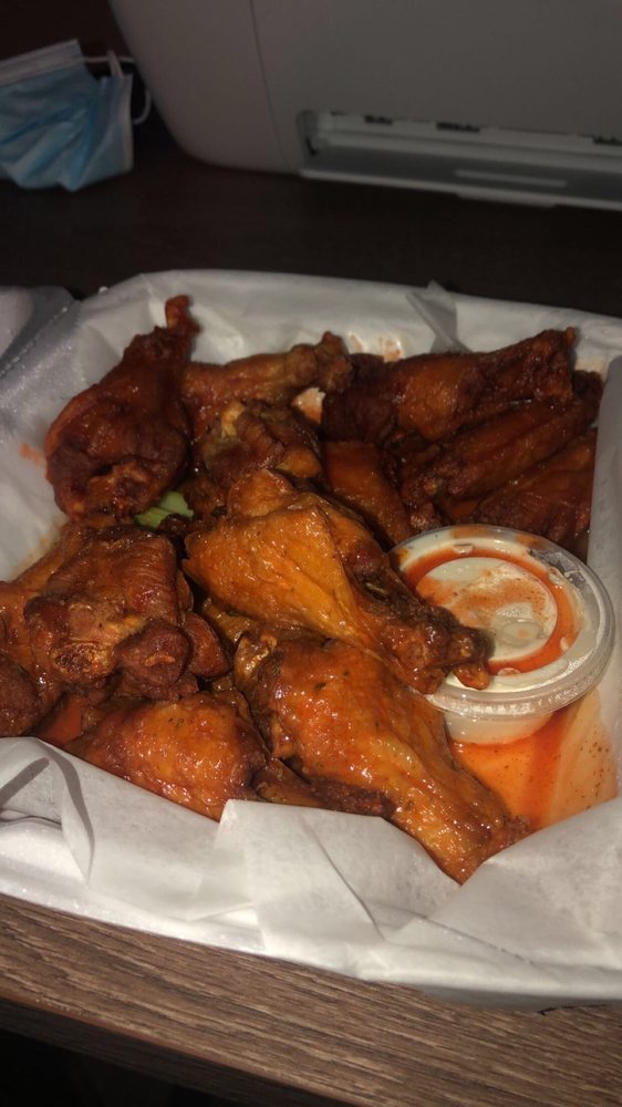 Social spots from Backstreets Pub & Grill