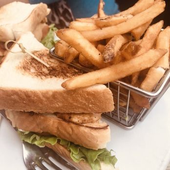 Square One Bar & Grill - Chicken sandwich - New American Near Me - Danbury, Connecticut Square One Bar & Grill - Chicken sandwich - New American Near Me - Danbury, Connecticut