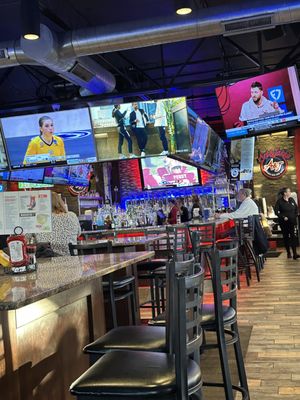 Art & Jake's Sports Bar & Grill by null