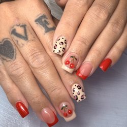 Builder gel with design