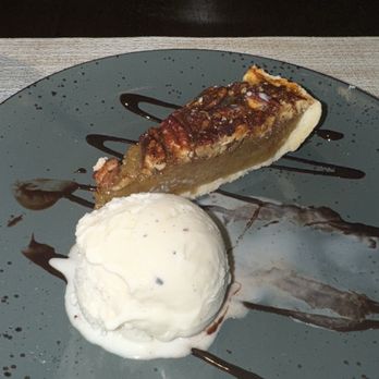 Hull and Oak - Pecan Pie - Breakfast & Brunch Near Me - Houston, Texas