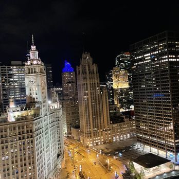 LH Rooftop - Cocktail Bars Near Me - Chicago, Illinois LH Rooftop - Cocktail Bars Near Me - Chicago, Illinois