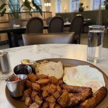 Cedar + Elm - Lodge breakfast - New American Near Me - Kenmore, Washington Cedar + Elm - Lodge breakfast - New American Near Me - Kenmore, Washington