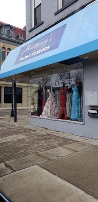 Barbie's Formals, 998 E Main St, Milton, WV 25541, US - MapQuest