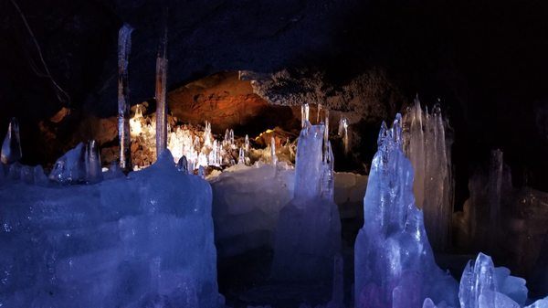 Fugaku Wind Cave by null