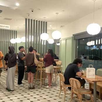 Summerfield Tea Bar - Interior - Bubble Tea Near Me - La Habra, California Summerfield Tea Bar - Interior - Bubble Tea Near Me - La Habra, California