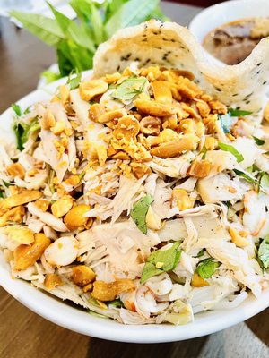 Ngu Binh Restaurant by null