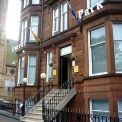 Queens Park Hotel - Hotel Entrance