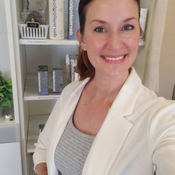 Skin Therapy Redefined - Owner & Licensed Skin Therapist Cynthia Branson - Skin Care Near Me - Apache Junction, Arizona
