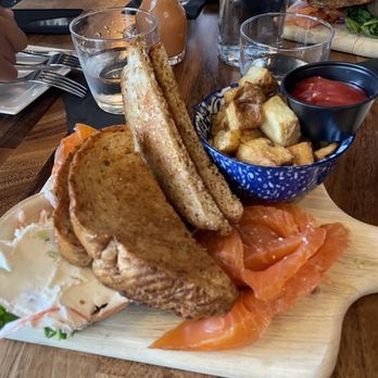 Rusteak - New American Near Me - Orlando, Florida
