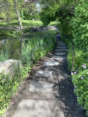 Ladies Pavilion by null