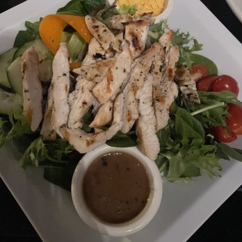 Emlenton Brew Haus - Grilled chicken salad - Brewpubs Near Me - Emlenton, Pennsylvania