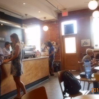 Louie Coffee Shop - Coffee & Tea Near Me - Toronto, Ontario Louie Coffee Shop - Coffee & Tea Near Me - Toronto, Ontario