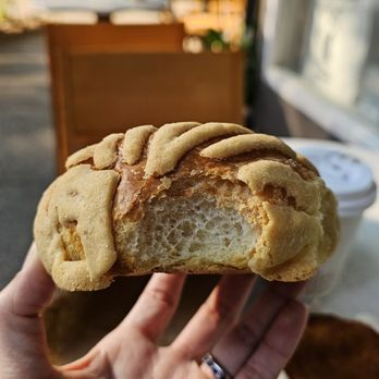 Bakers - Concha - Bakeries Near Me - Ciudad De México, DIF Bakers - Concha - Bakeries Near Me - Ciudad De México, DIF