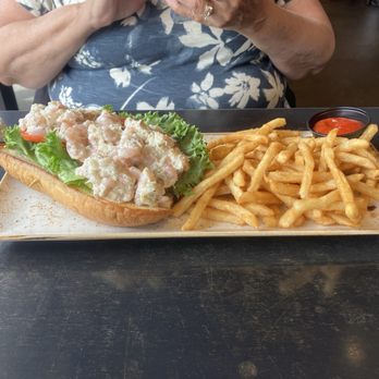 Pelican Brewing - Cannon Beach - Burgers Near Me - Cannon Beach, Oregon Pelican Brewing - Cannon Beach - Burgers Near Me - Cannon Beach, Oregon