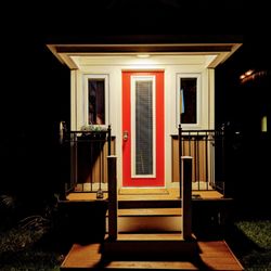 Orlando Lakefront at College Park - The Lake House Retreat Tiny House