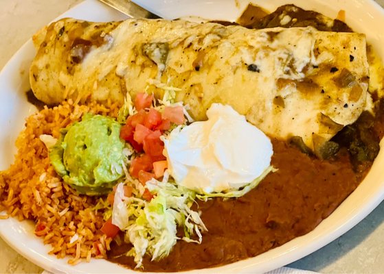 Chuy's by null