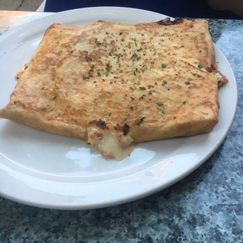 La Crêperie - Chicken, goat cheese, sundries tomato crepe - French Near Me - Chicago, Illinois
