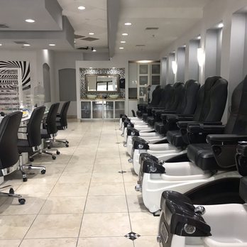 Chloe Nails & Spa - Nail Salons Near Me - Glendale, Arizona