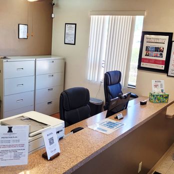 Litchfield Park Storage Solutions - Office desk - Self Storage Near Me - Avondale, Arizona Litchfield Park Storage Solutions - Office desk - Self Storage Near Me - Avondale, Arizona