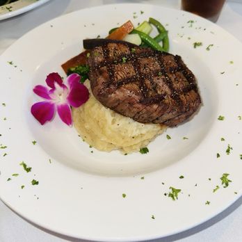 Michael's Grill - 10oz Mike's Petite Filet - Seafood Near Me - Tampa, Florida