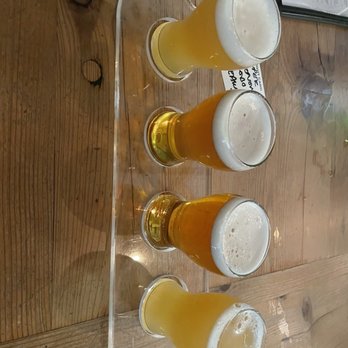 Kings County Brewers Collective - Beer flight - Breweries Near Me - Brooklyn, New York Kings County Brewers Collective - Beer flight - Breweries Near Me - Brooklyn, New York