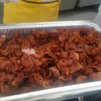 Bacon and Beer Classic - NOV 2015 - Hormel Black Label brand Cherrywood Bacon - Festivals Near Me - San Jose, California