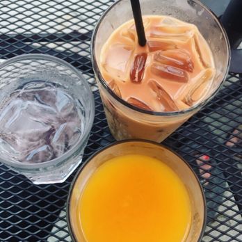 Esencia Urban Kitchen - Cafes Near Me - Chicago, Illinois Esencia Urban Kitchen - Cafes Near Me - Chicago, Illinois