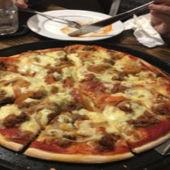 Pizza il Villaggio - Pizza Near Me - Seattle, Washington Pizza il Villaggio - Pizza Near Me - Seattle, Washington