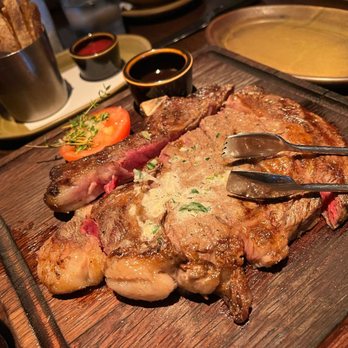 Meat On Ocean - Steakhouses Near Me - Santa Monica, California Meat On Ocean - Steakhouses Near Me - Santa Monica, California