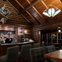 Caribou Lounge