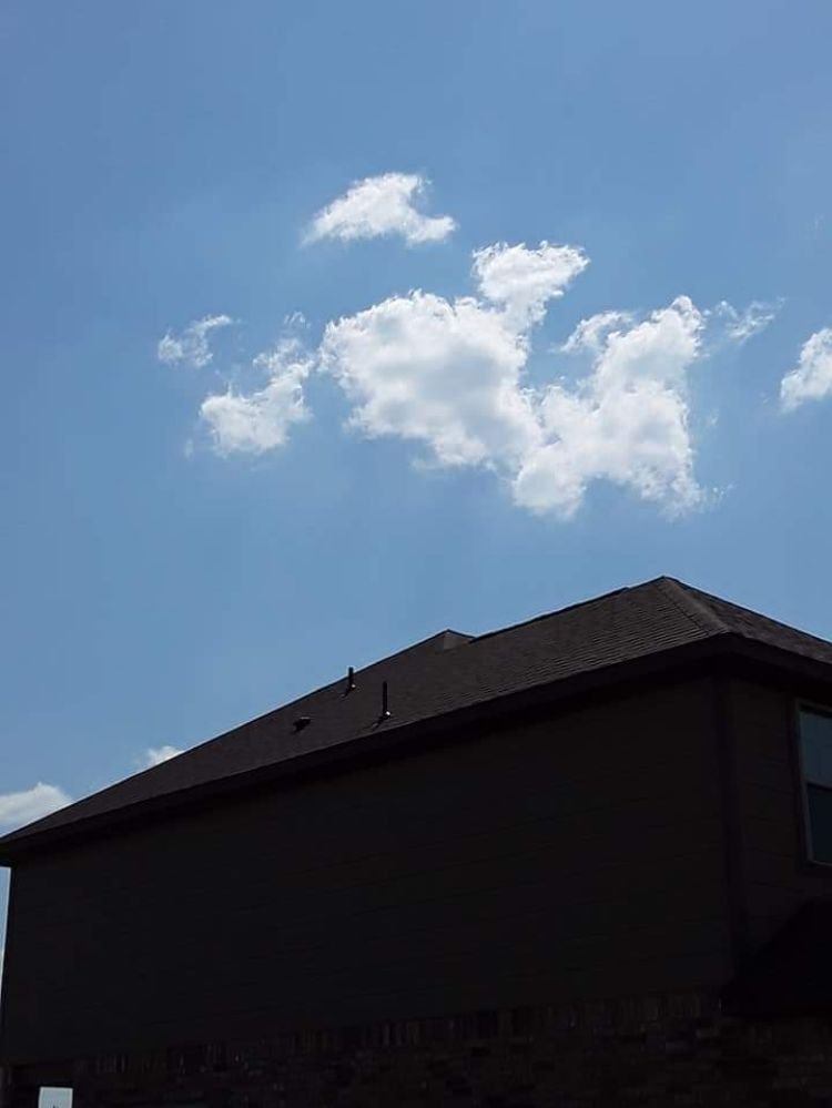 Slide of YFM Roofing