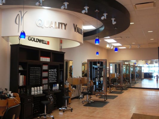 salon Beauty Radio Salon - 35772 FL-54 Suite 103 - Zephyrhills