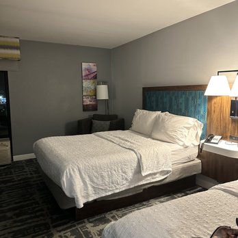 Hampton Inn Salisbury - Hotels Near Me - Salisbury, Maryland