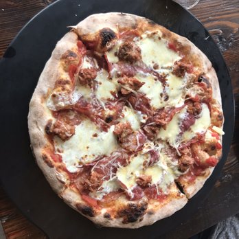 Marto Brewing Co - Martin Meat wood fired pizza - Breweries Near Me - Sioux City, Iowa Marto Brewing Co - Martin Meat wood fired pizza - Breweries Near Me - Sioux City, Iowa