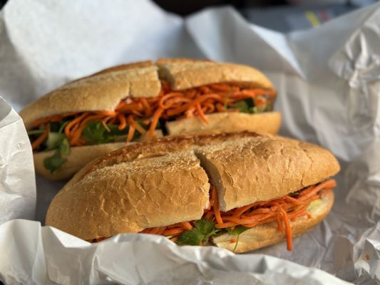 Banh Mi King by null